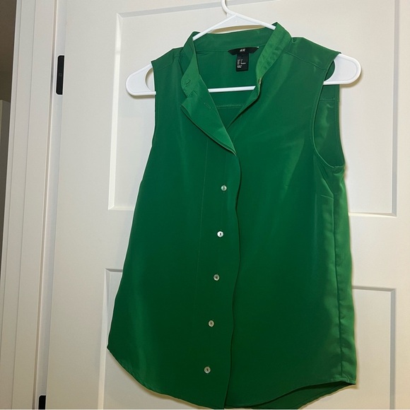 H&M Women's Green Button Down Ruffle Placket Sleeveless Blouse Size 4 - Picture 1 of 8